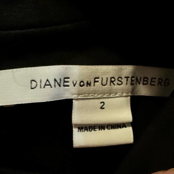 Diane Von Furstenberg 'TALI' POPOVER BODICE BLACK DRESS Size 2 - Picture 10 of 10